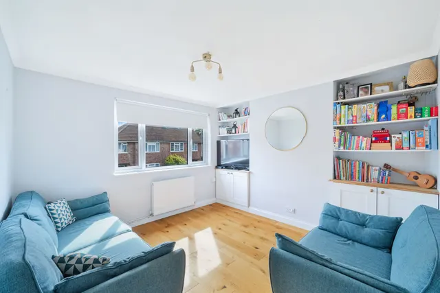 Verona Drive, Surbiton, KT6, photo 1
