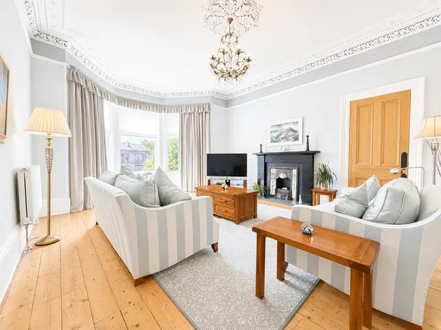 Photo 2 — 66 Main Street, Uddingston, Glasgow, G71 7LR