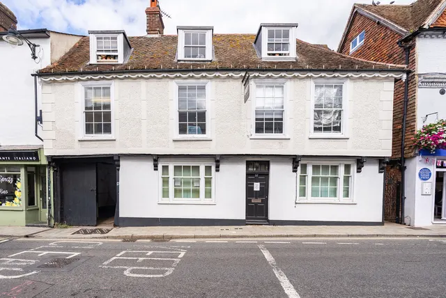 West Street, Dorking, RH4, photo 2