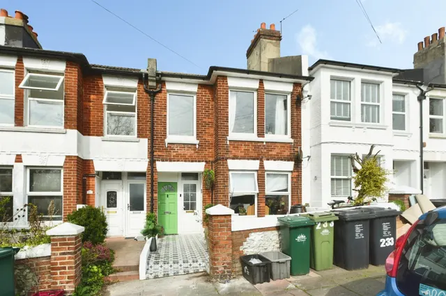 Bear Road, Brighton, photo 1