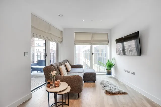 Rookwood Way, London, E3, photo 2