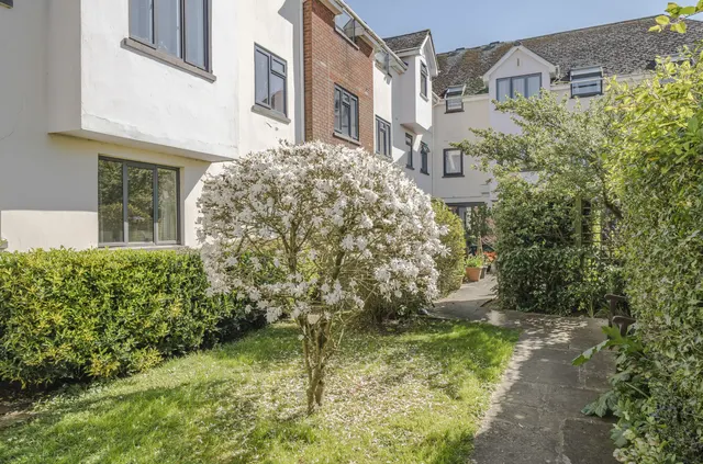 Kerslakes Court, Honiton, Devon, EX14