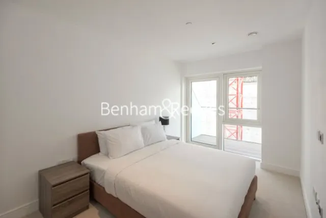 Longfield Avenue, Ealing, W5, photo 3