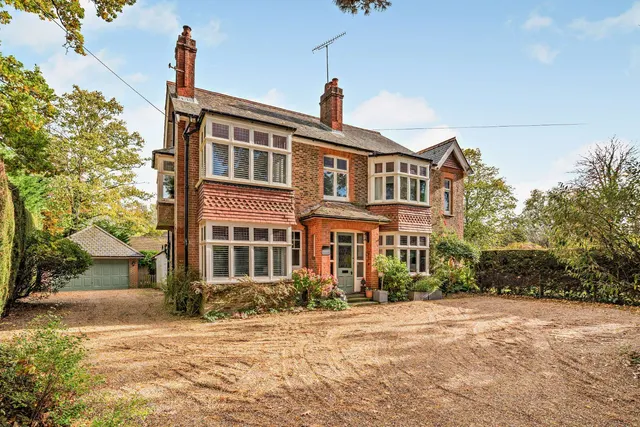 Spring Lane, Slinfold, Horsham, West Sussex, RH13 0RT, photo 1