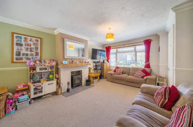 Photo 2 — Nightingale Drive, Mytchett, Camberley, Surrey, GU16 6BZ