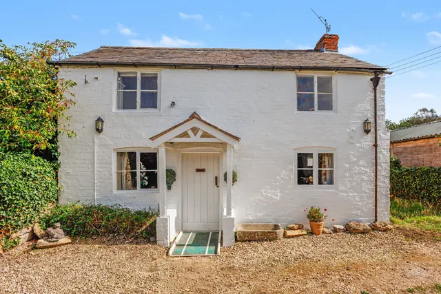 White Cottage, Stourton, Shipston on Stour, CV36 5HG, photo 1