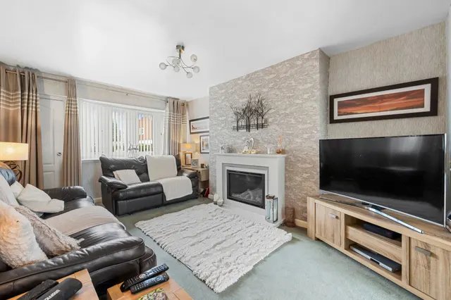 Burns Grove, Warrington, WA2, photo 2
