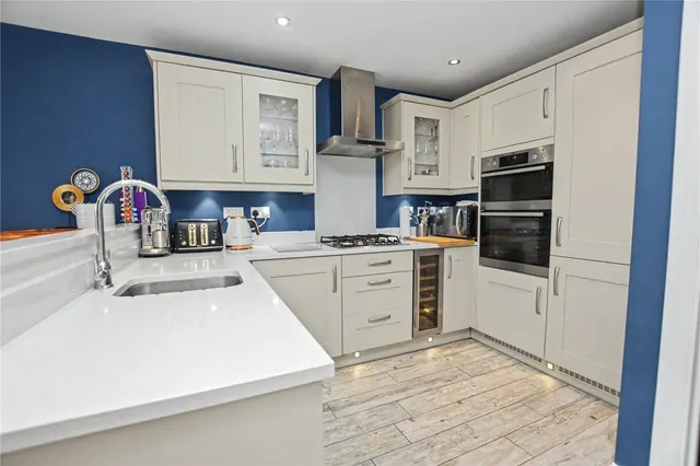 Alexandra Lane, Flockton, WF4, photo 3