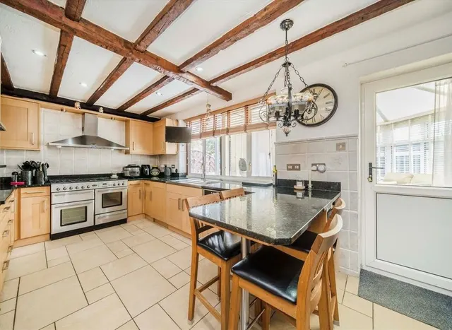 Photo 3 — Gilders Road, Chessington, KT9