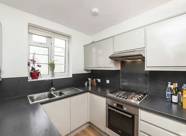Carnwath Road, Fulham, SW6, photo 3