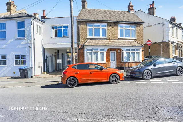 Sanderstead Road, South Croydon, CR2, photo 3