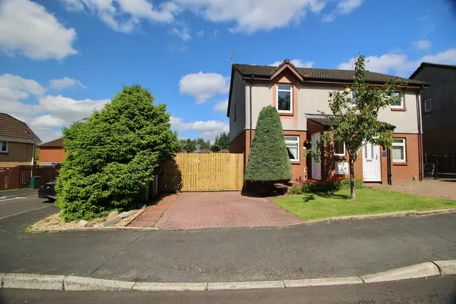 Photo 2 — Whitelees Road, Cumbernauld, G67 3DL