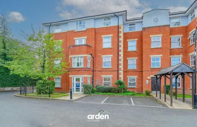 Warwick Road, Westley Heights, B92, photo 2