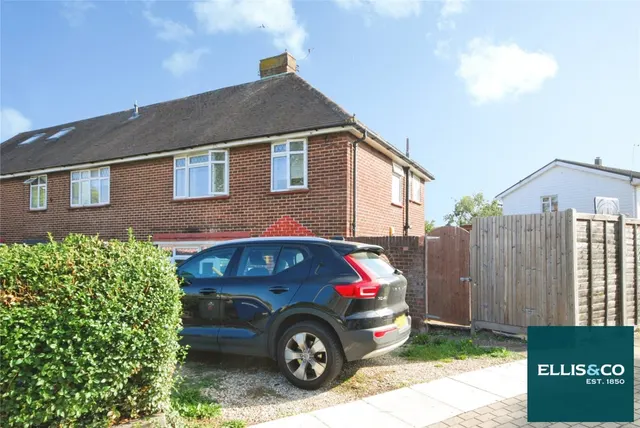 Wallcote Avenue, Cricklewood, NW2, photo 1