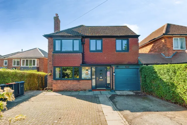 Alvanley Road, Helsby, Frodsham, photo 1