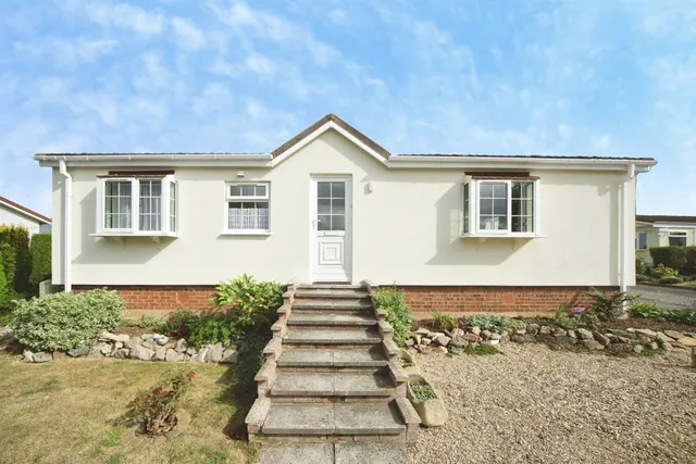 Broughton Park, Shoreditch, Taunton, photo 1