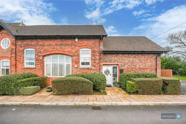 Ryder Court, Rainhill, L35, photo 1