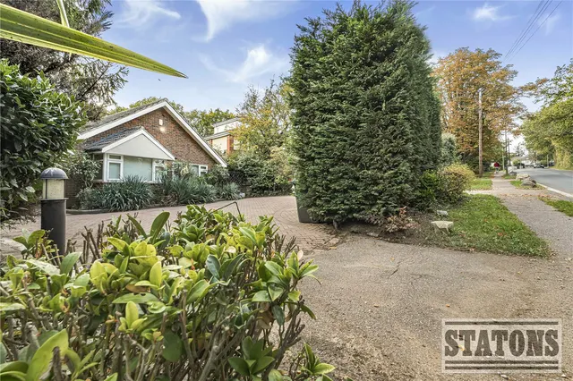 Barnet Gate Lane, Arkley, Hertfordshire, EN5 2AD, photo 1