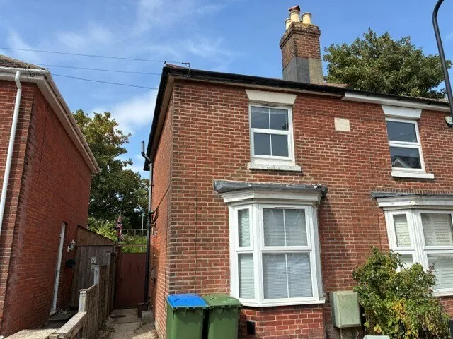 Henry Road, photo 1