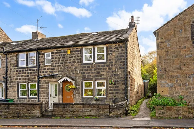Apperley Lane, Rawdon, LS19, photo 1