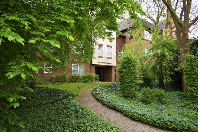 The Watergardens, Woodford Green, IG8, photo 1