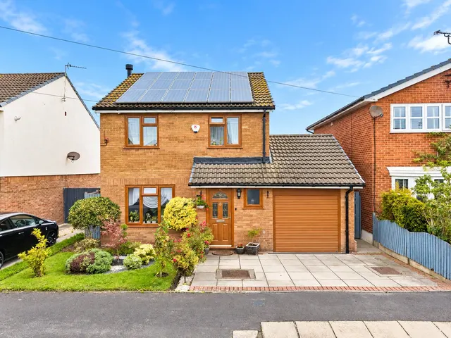 Cronton Avenue, Moreton, CH46, photo 1