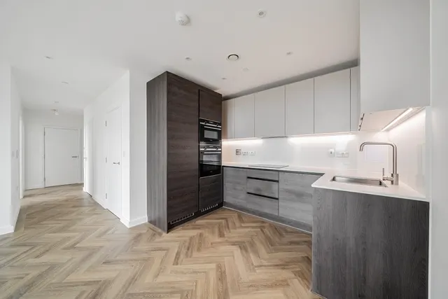Denmark Road, London, NW6, photo 1