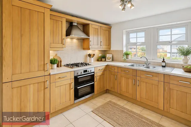 Longchamp Drive, Ely, CB7, photo 2