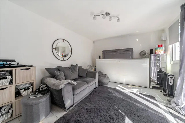 Photo 2 — Rangefield Road, Bromley, BR1