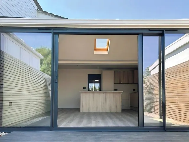 Ellen Close, Mount Hawke, TR4, photo 3