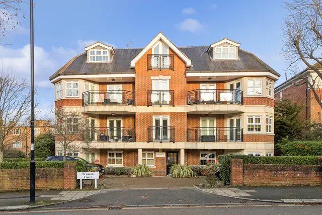 Castlebar Park, Ealing, W5, photo 1