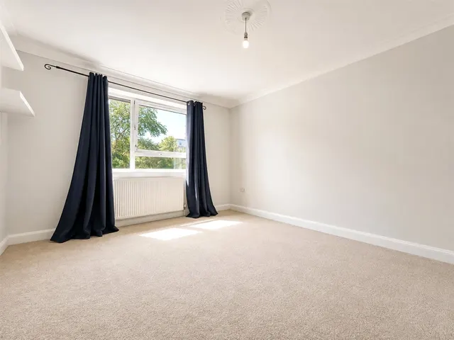 Lindsay Road, Poole, BH13, photo 1