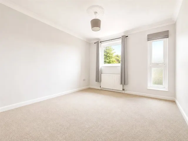 Photo 3 — Lindsay Road, Poole, BH13