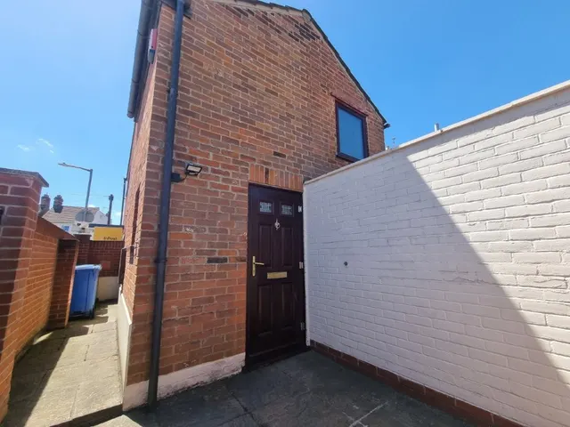 Wallace Road, Ipswich, IP1, photo 1