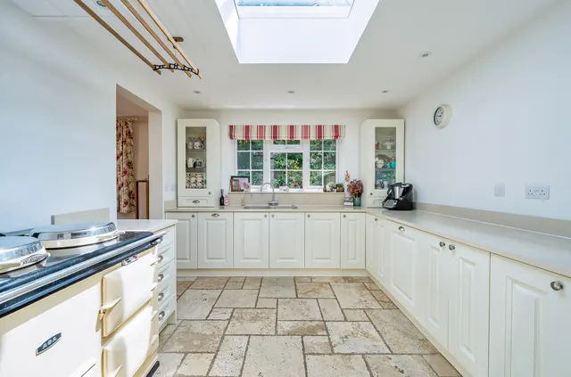 Clandon Drive, Boyatt Wood, SO50, photo 3