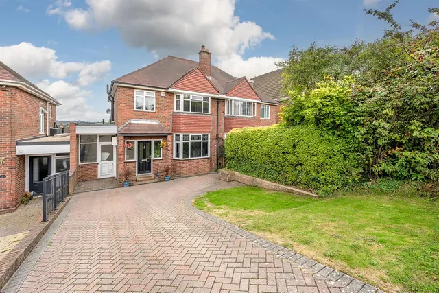 Standhills Road, Kingswinford, DY6 8JS, photo 1