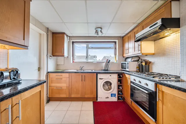Gloucester Road, Maidenhead, SL6, photo 2