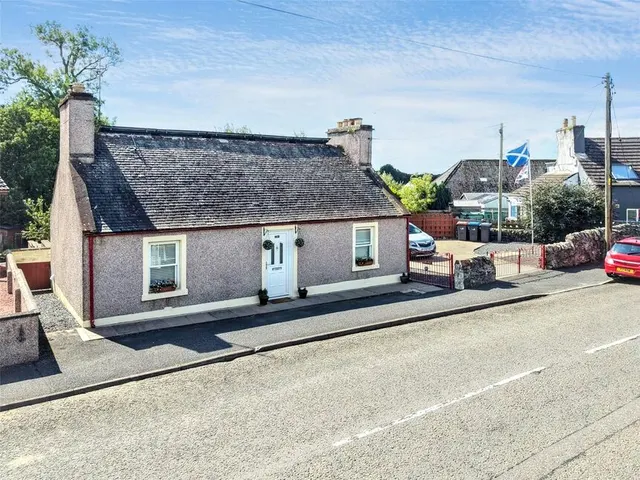 Main Street, Glenluce, Dumfries and Galloway, DG8, photo 1