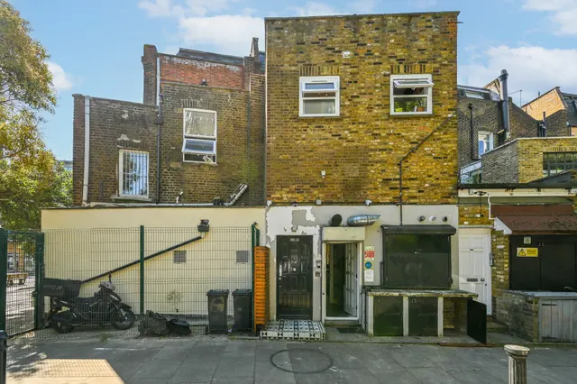 88b Goldhawk Road, London, photo 1