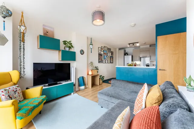Kelday Heights, London, E1, photo 3