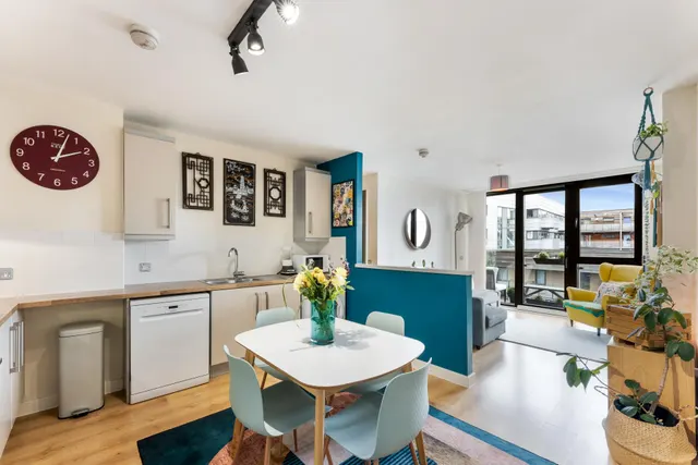 Kelday Heights, London, E1, photo 1