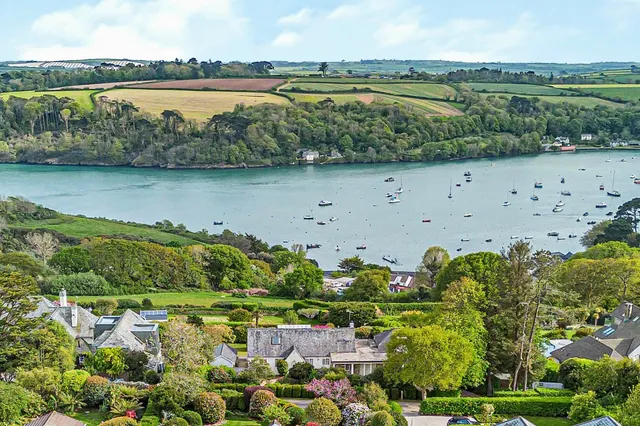 Photo 2 — Bar Road, Helford Passage Hill, Mawnan Smith, Falmouth, TR11 5LE