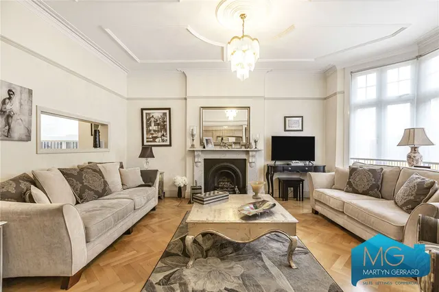 Stanhope Avenue, London, N3, photo 1