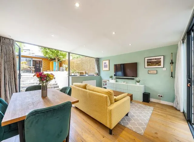 Photo 2 — Landor Road, Stockwell, SW9