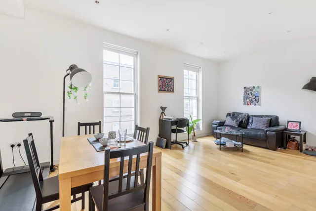 Photo 2 — Cavell Street, 54 Cavell Street, London, London, E1 2HP