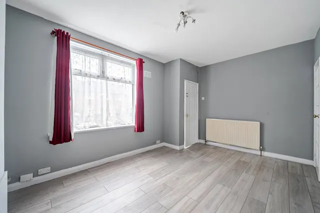 Photo 3 — Rangefield Road, BR1