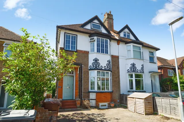 Beechcroft Road, Bushey, WD23, photo 1