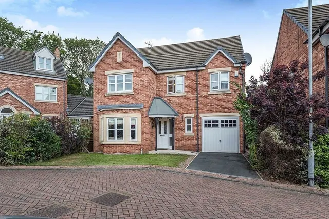 St. Andrews Close, Wakefield, WF1, photo 1