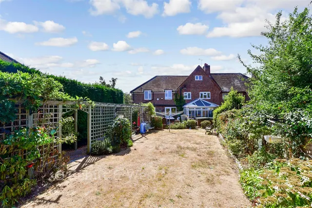 Tacklee Road, Yapton, PO19, photo 3