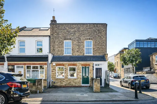 Photo 2 — Underhill Road, SE22